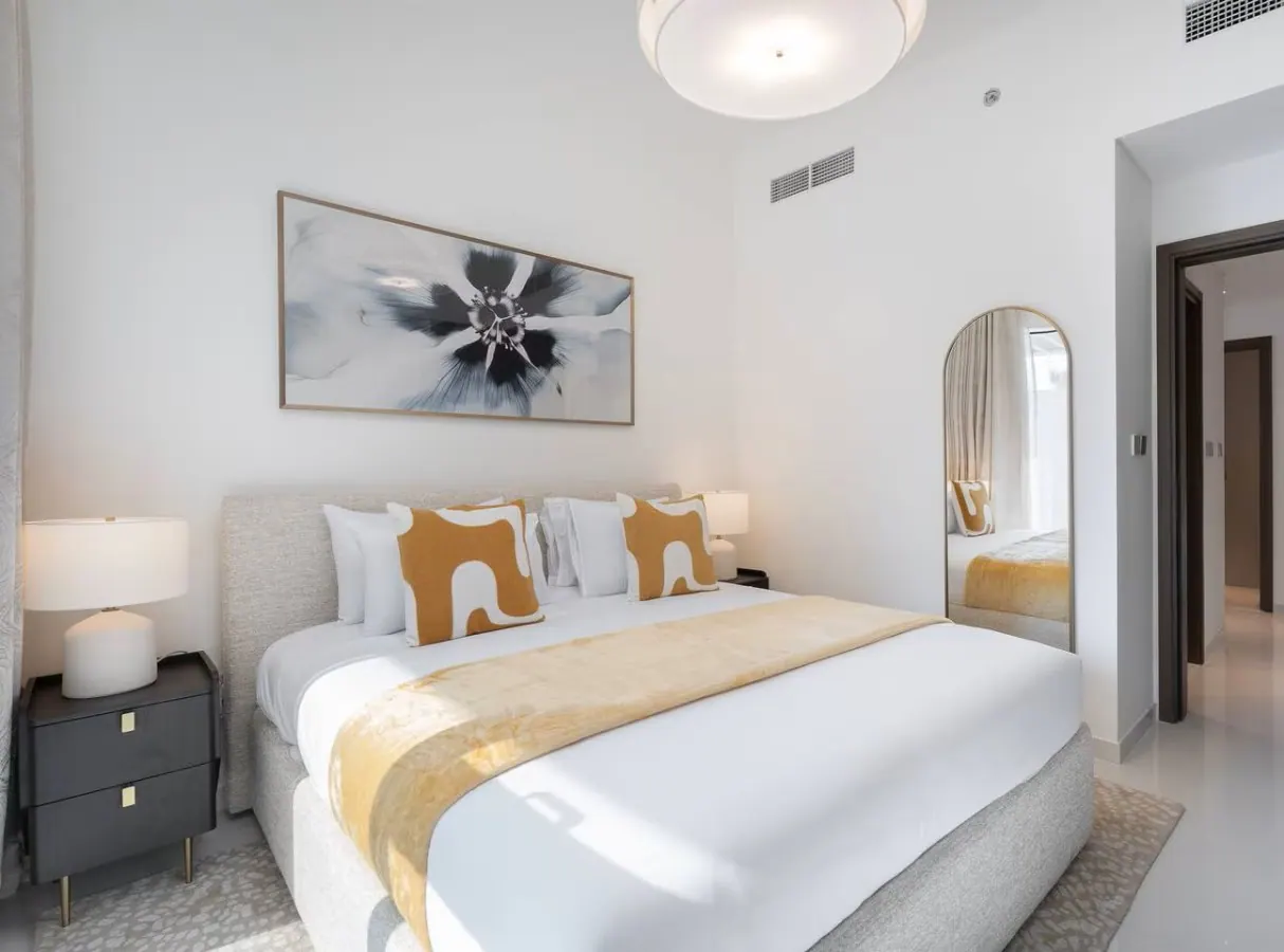 Emaar Grand Bleu By Elie Saab Residences — view 2 of 3