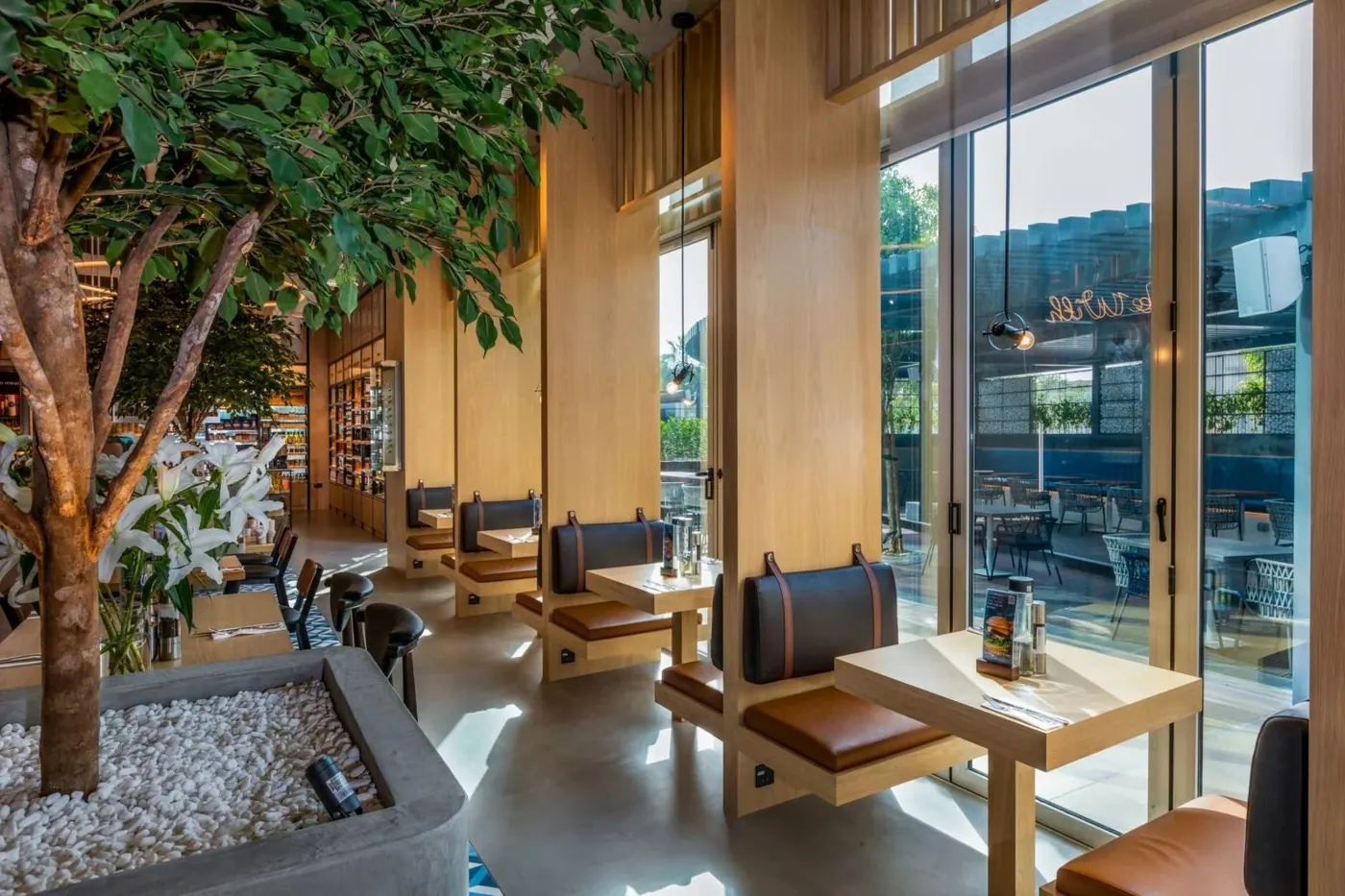 Jones The Grocer Restaurant — view 6 of 10