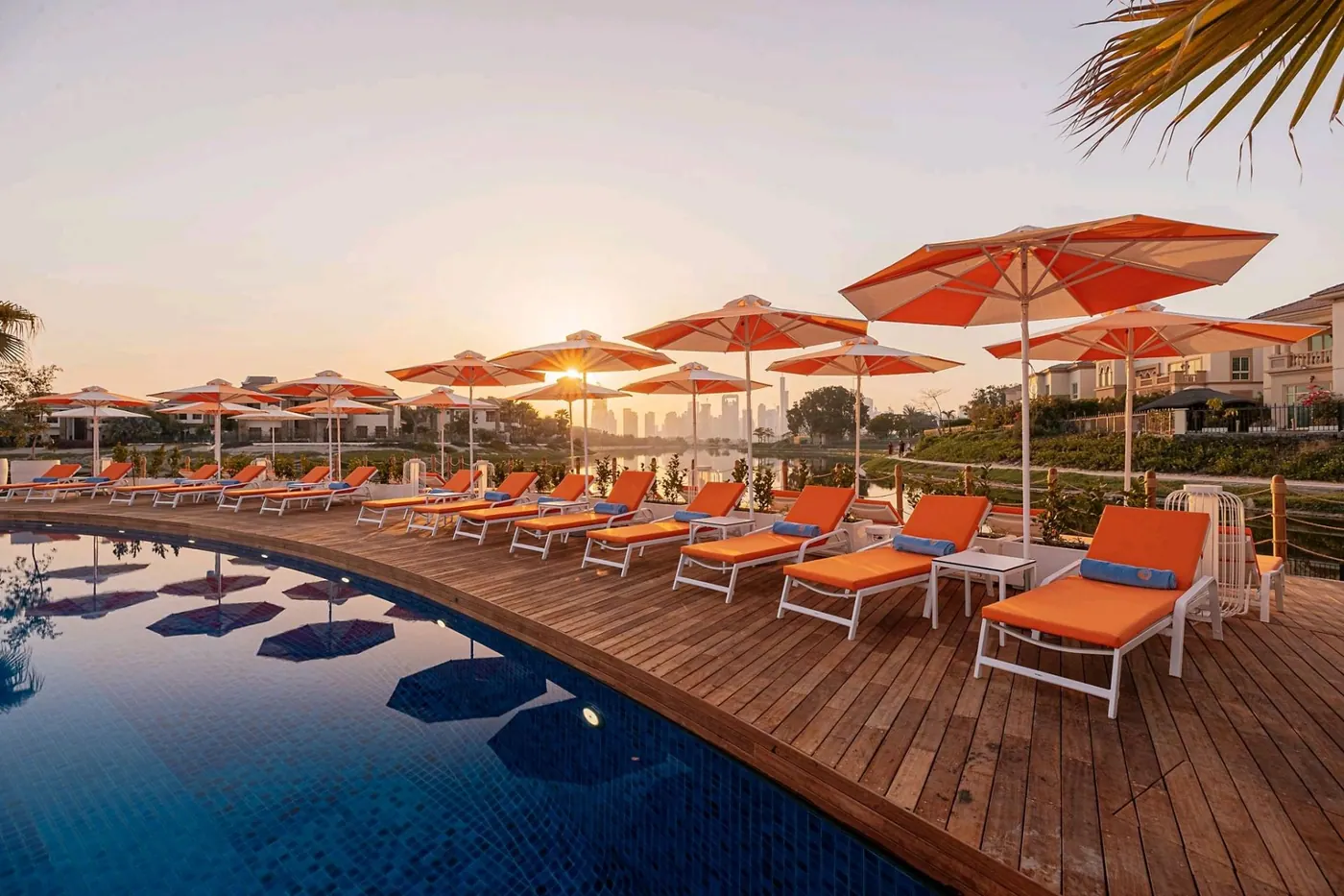 Jumeirah Islands Clubhouse — view 8 of 9