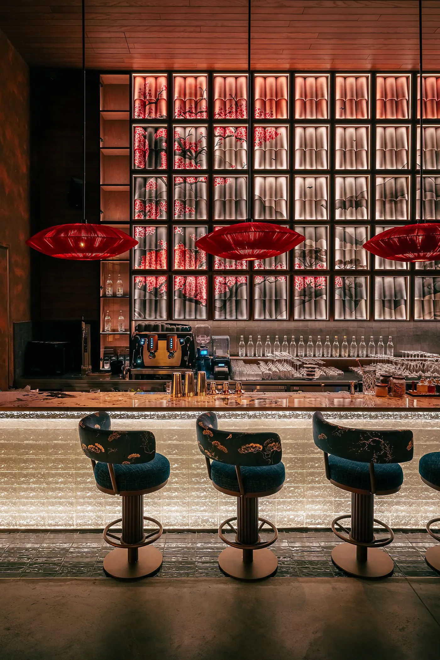 Kiyoshi — view 3 of 8