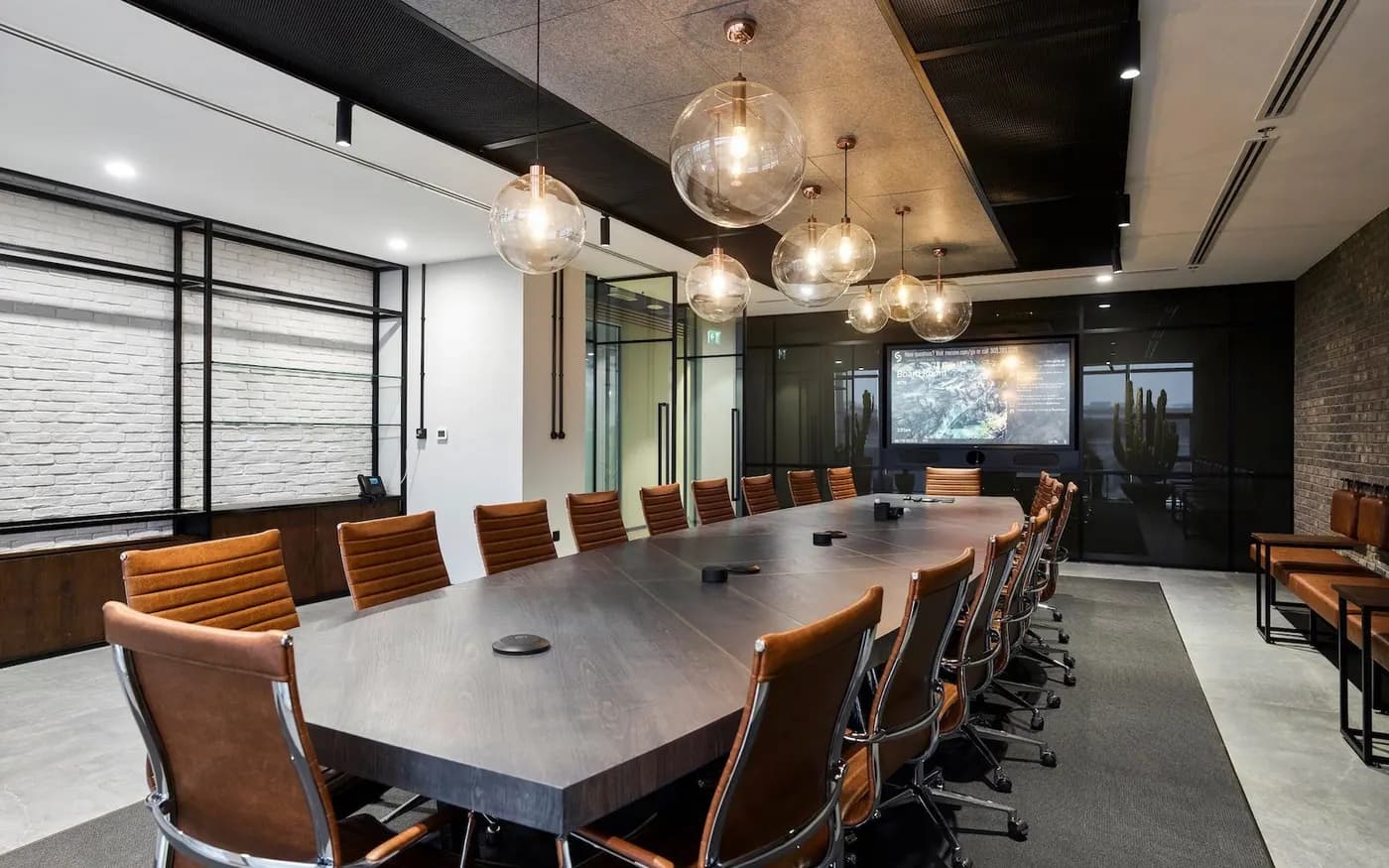 SARA Group Office — view 4 of 15