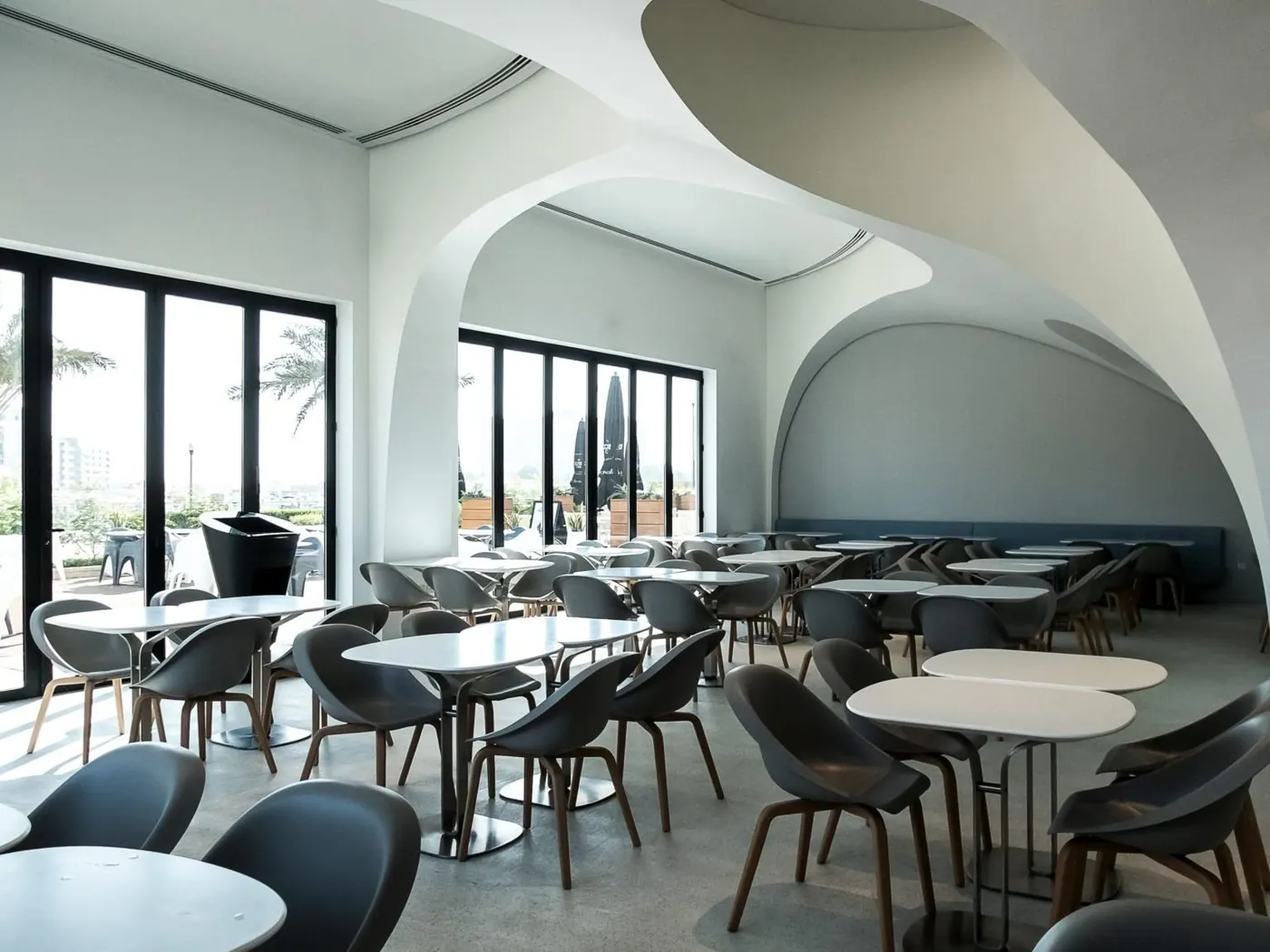 Switch Restaurant — view 2 of 6