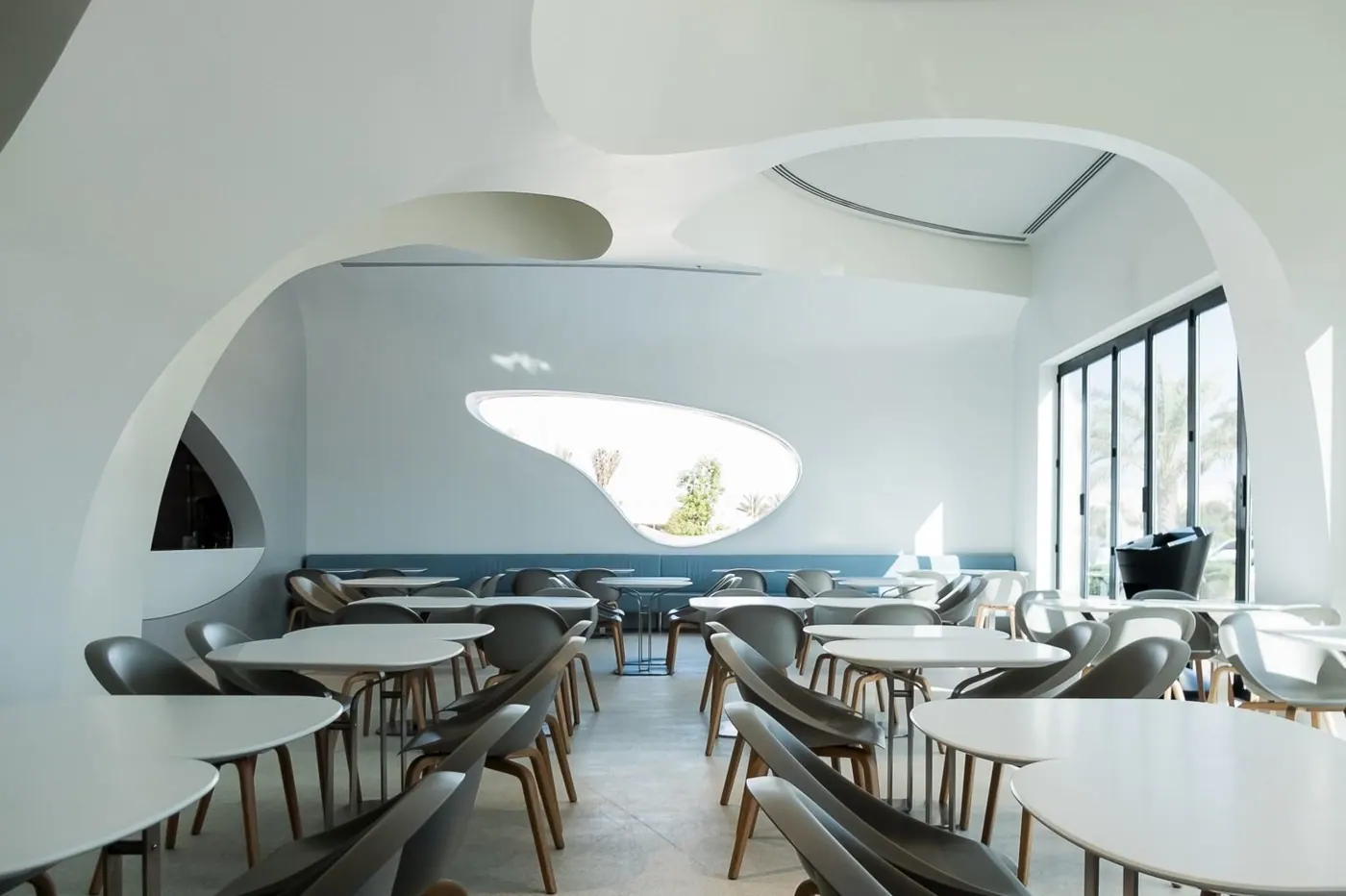 Switch Restaurant — view 3 of 6