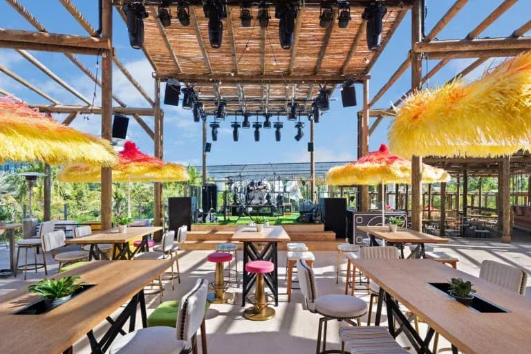 Wavehouse Dubai — view 4 of 9