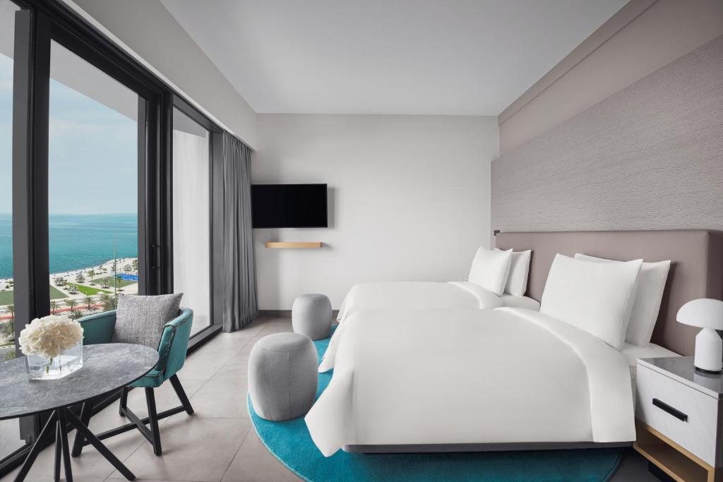 Movenpick-Al-Marjan-04