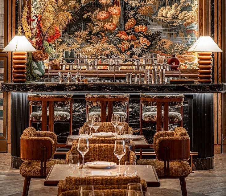 fine-dining-e1734091735110